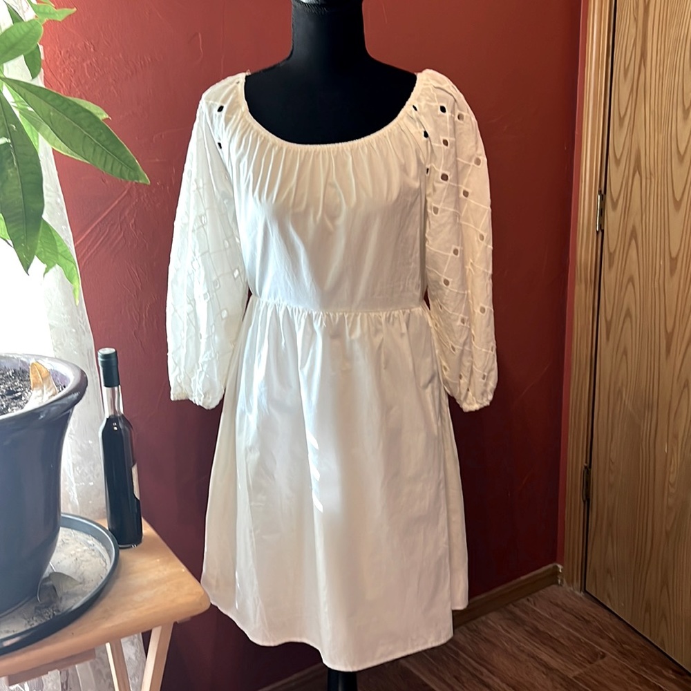 NWT.   A NEW DAY OFF WHITE DRESS ……….097